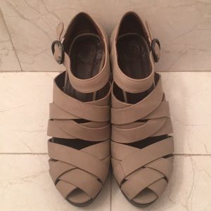 Coclico Grey Nubuck Clogs